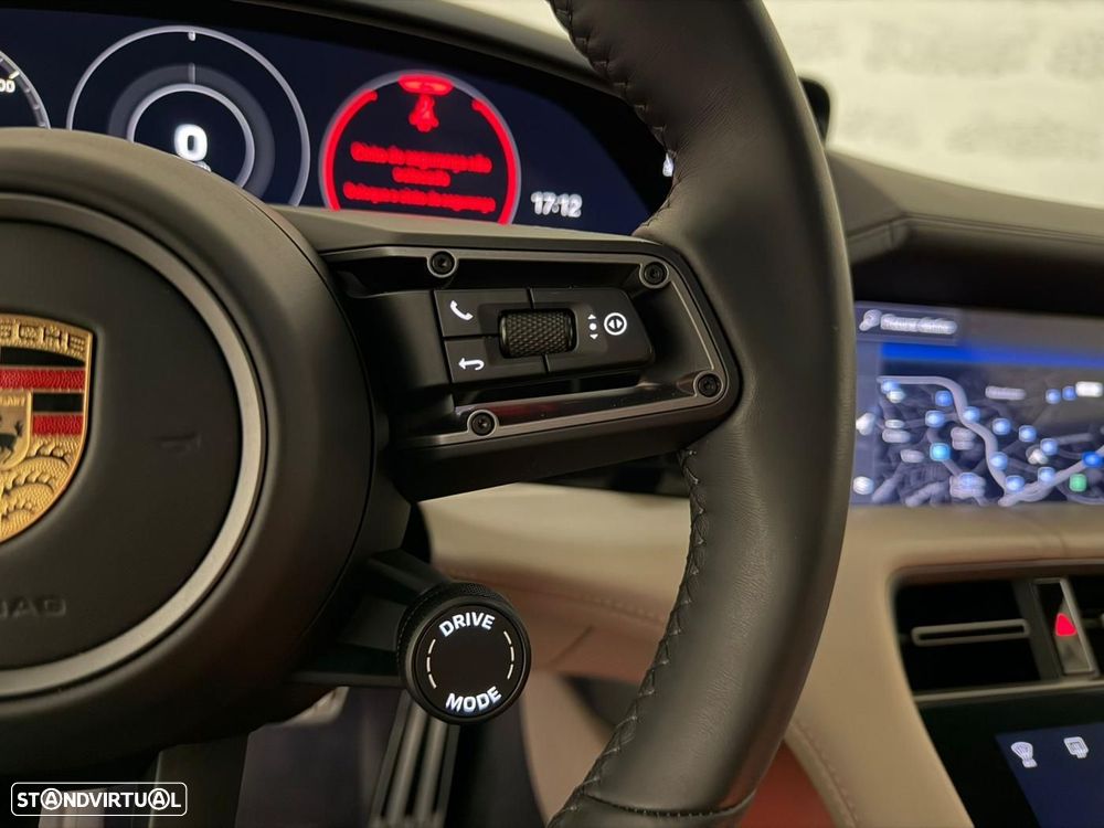 Porsche Taycan 4S - 21