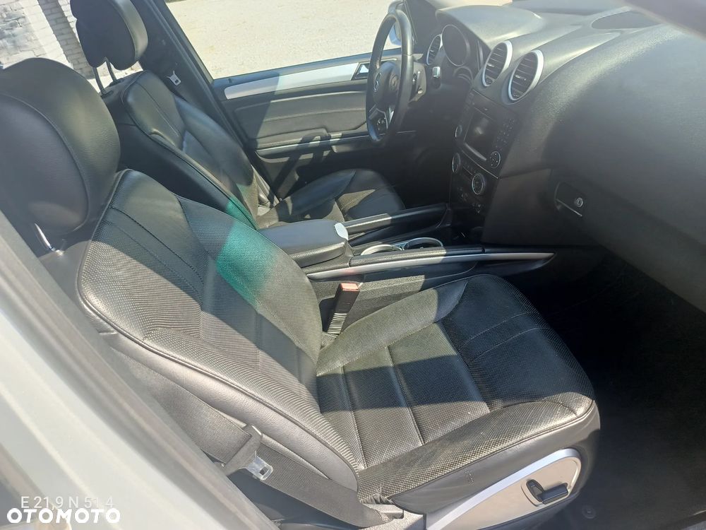 Mercedes-Benz ML 350 CDI 4Matic 7G-TRONIC DPF Grand Edition - 11