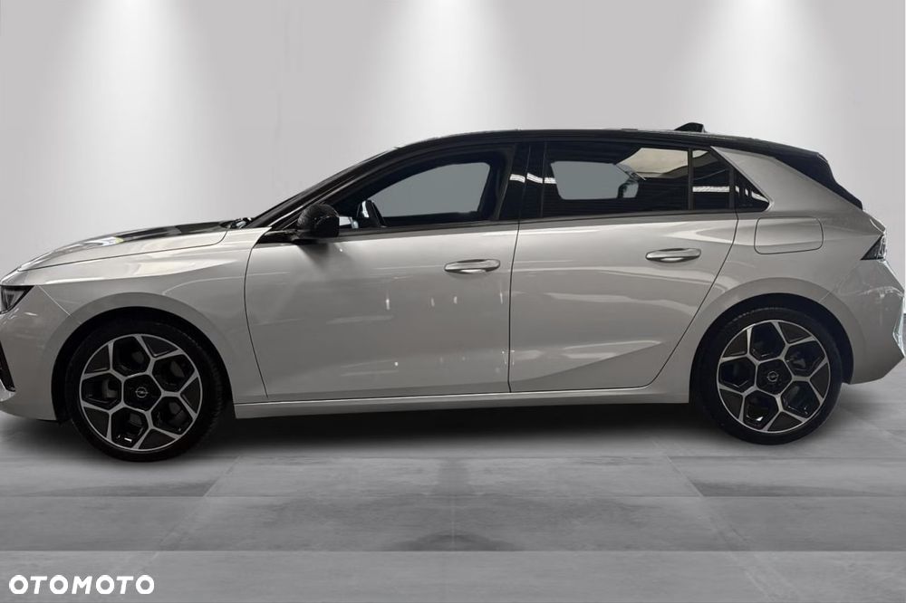 Opel Astra 1.6 T Plug-in Hybrid GS - 21
