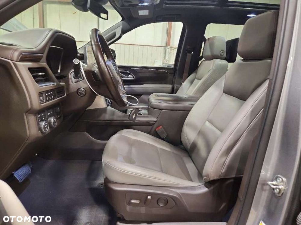 Chevrolet Tahoe - 8