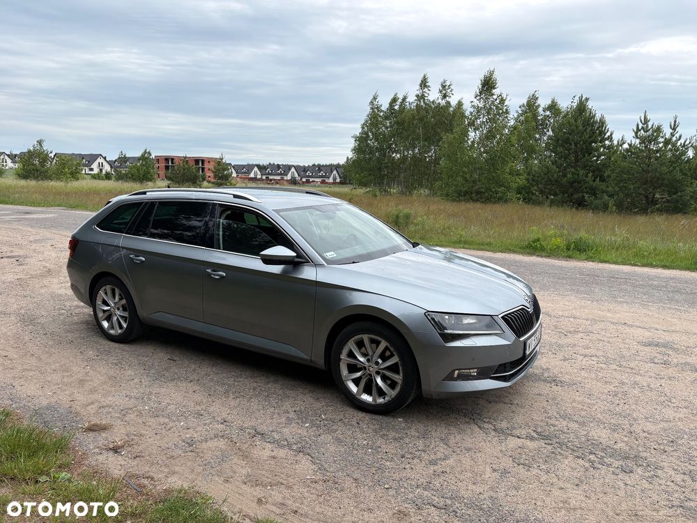 Skoda Superb 1.5 TSI Ambition DSG - 2