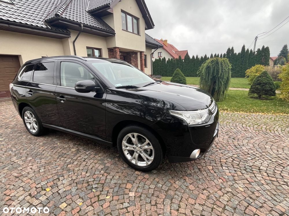 Mitsubishi Outlander 2.0 Intense + - 9