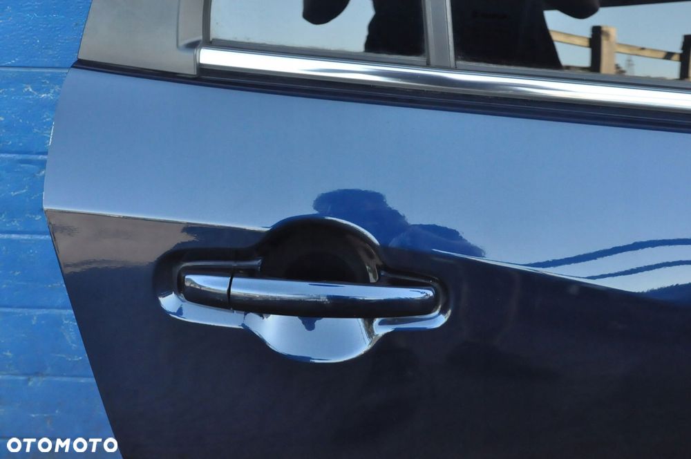 SUZUKI S-CROSS DRZWI PRAWY TYŁ TYLNE 23R - 3