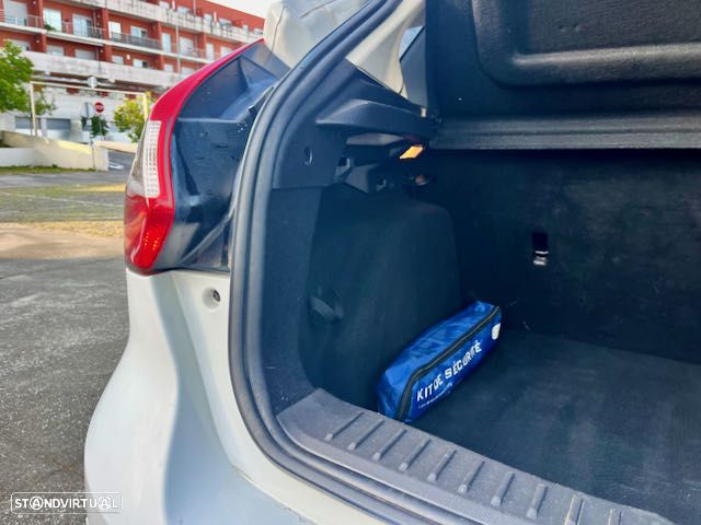 Ford Focus 1.0 EcoBoost S&S SYNC Edition - 22