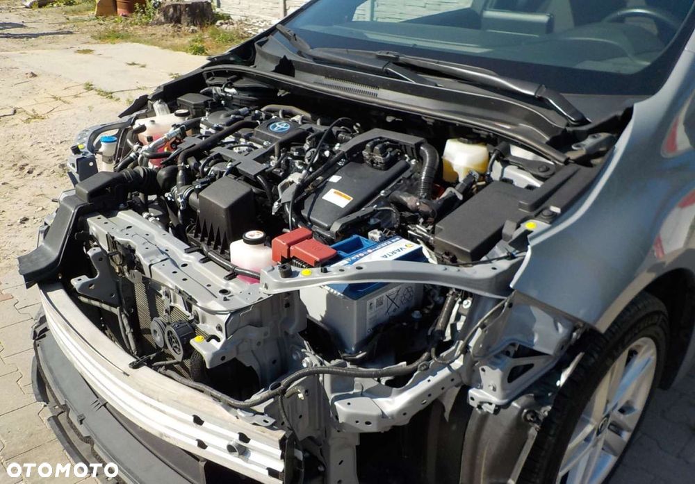 Toyota Corolla - 5