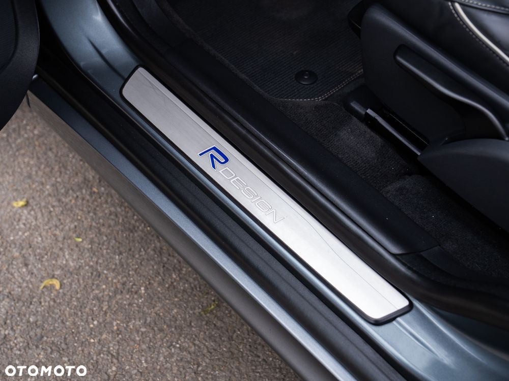 Volvo XC 60 D3 Drive-E R-Design Momentum - 28