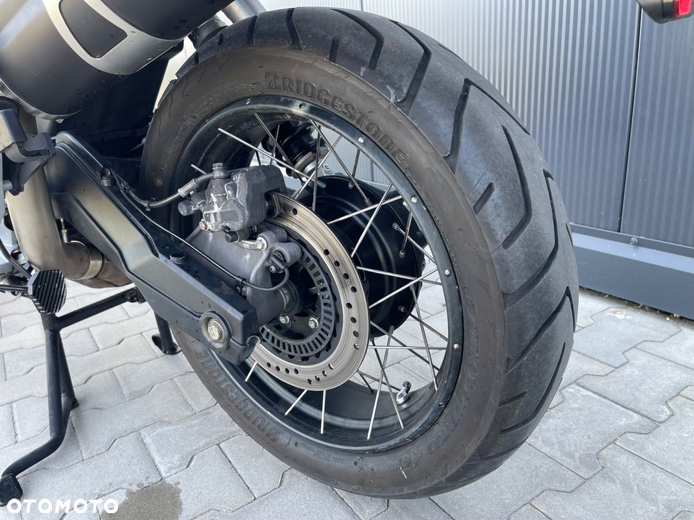 Moto Guzzi V85 - 7