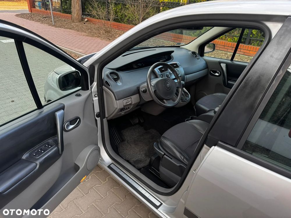 Renault Scenic - 6