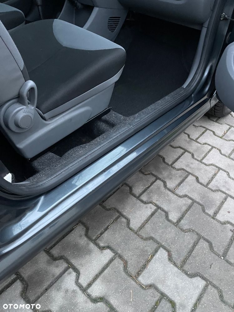 Peugeot 107 1.0 Active - 27