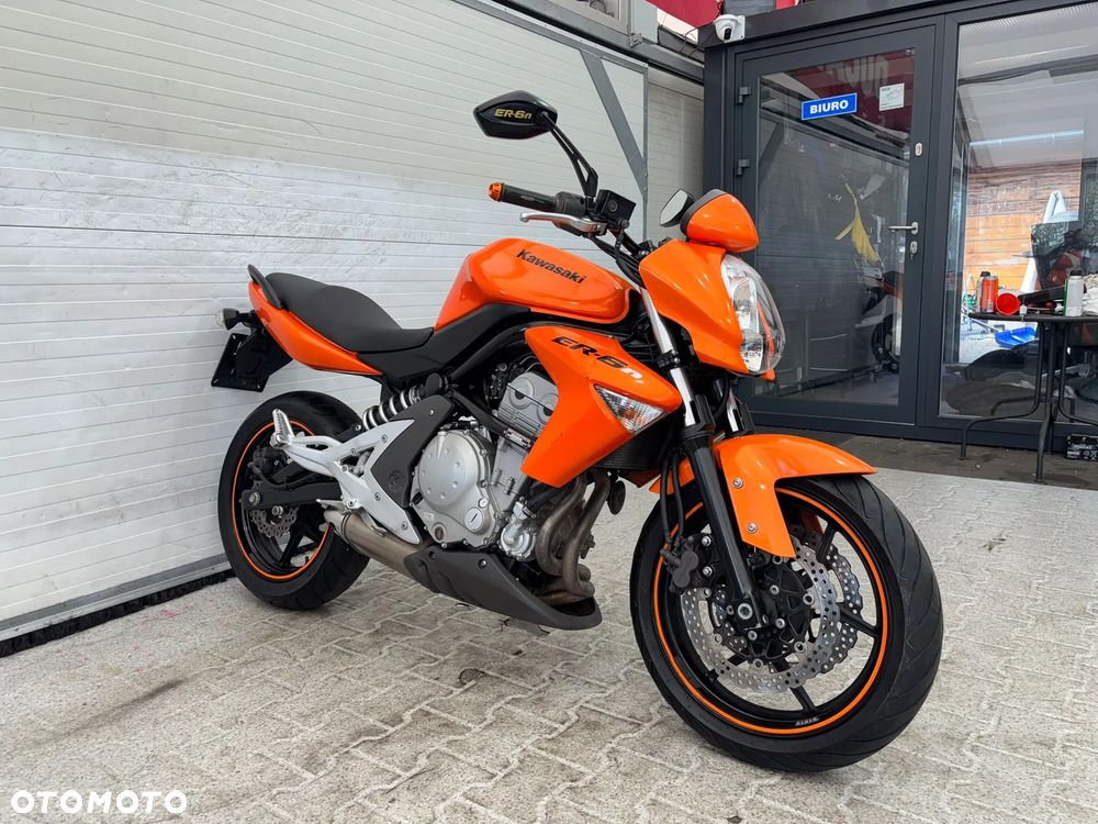 Kawasaki ER - 17