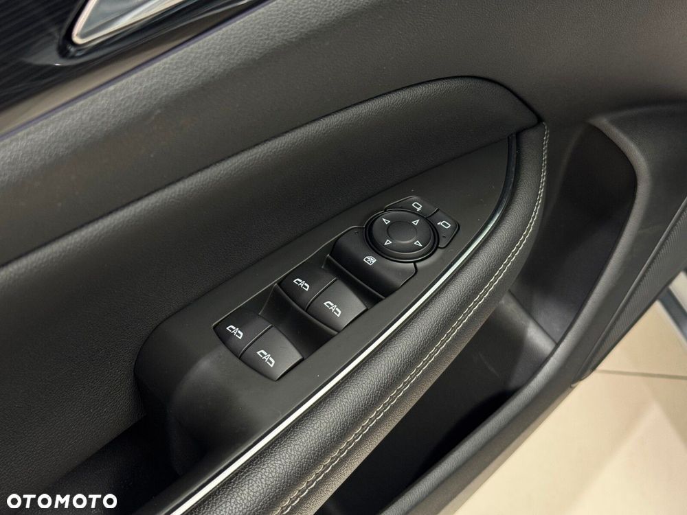 Opel Insignia 1.5 T Innovation S&S - 20