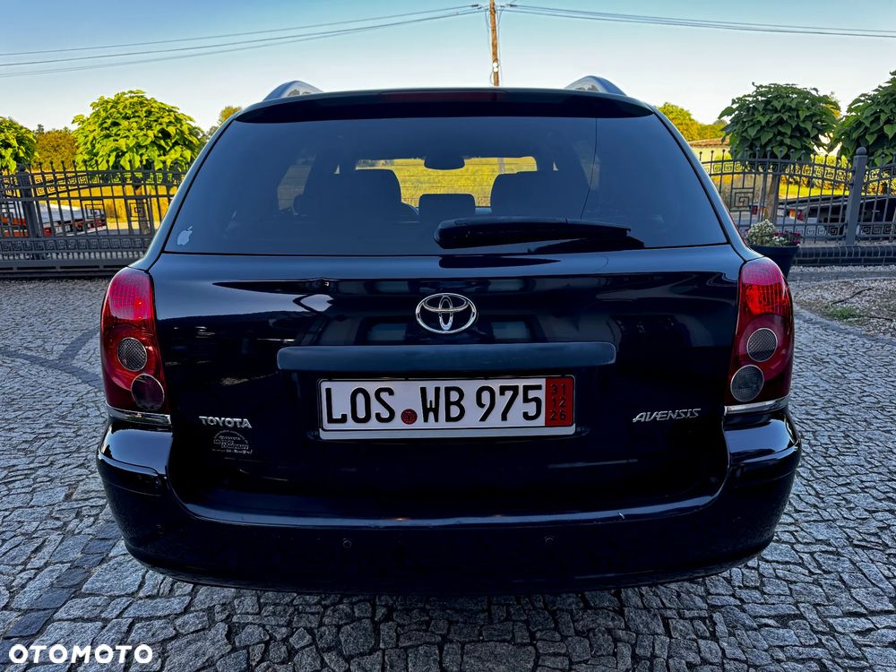 Toyota Avensis 1.8 VVT-i Executive - 6