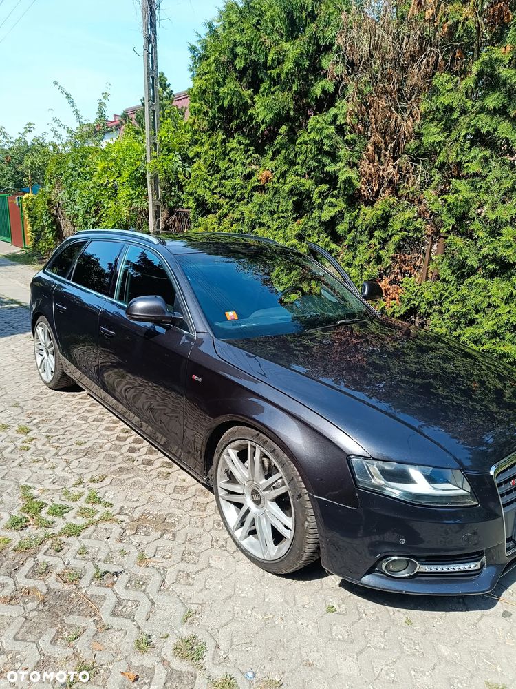 Audi A4 Avant 2.0 TDI - 8