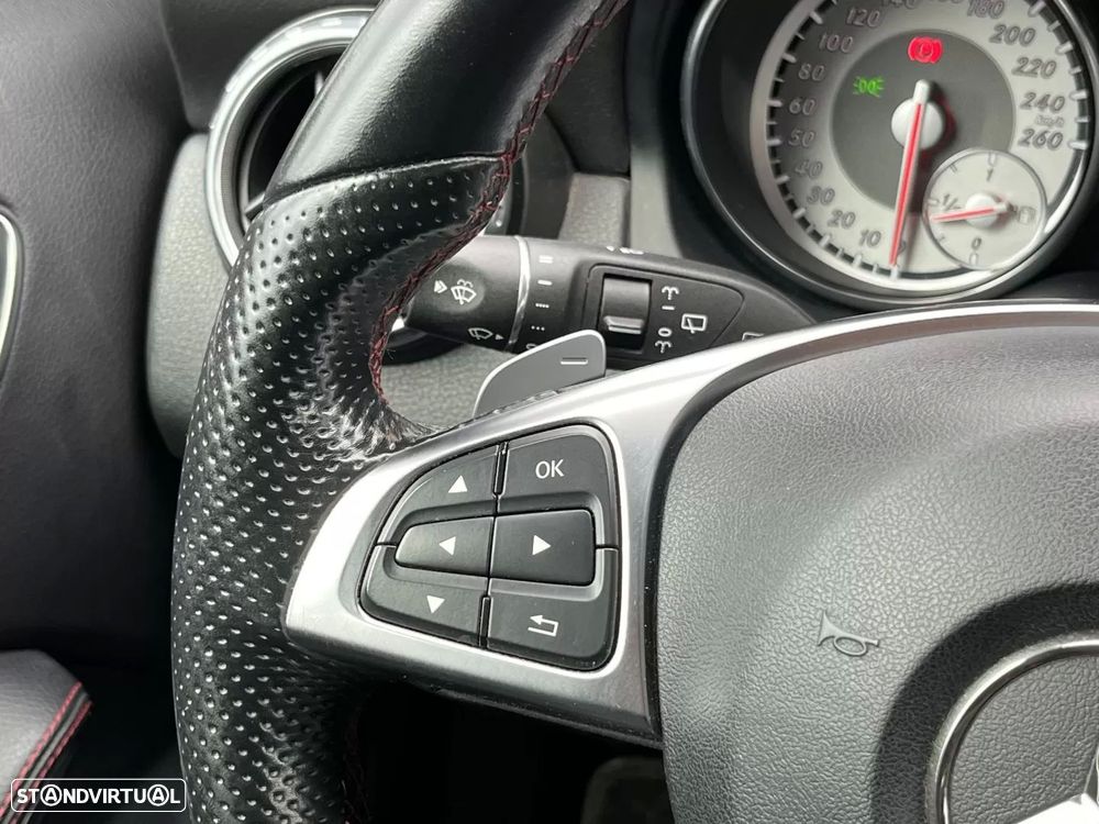 Mercedes-Benz GLA 180 d AMG Line Aut. - 17