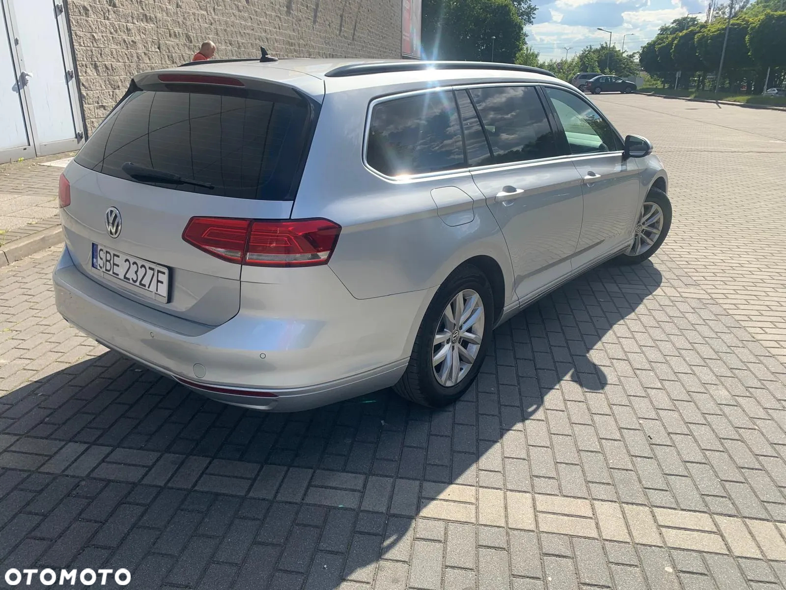Volkswagen Passat - 9