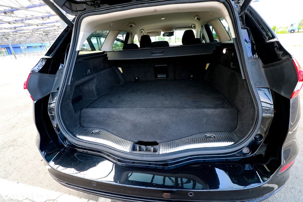 Ford Mondeo 2.0 Hybrid Titanium GPF - 20