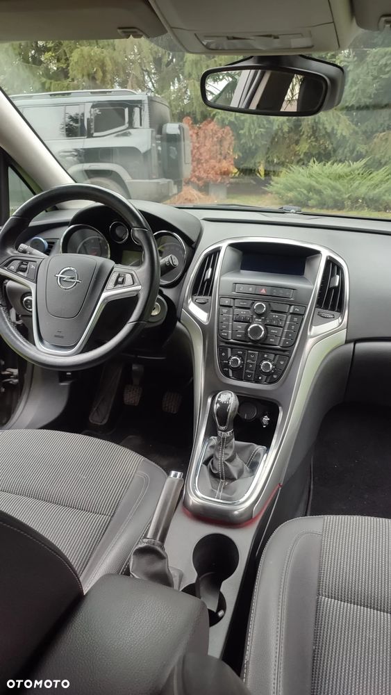 Opel Astra 1.7 CDTI DPF - 9