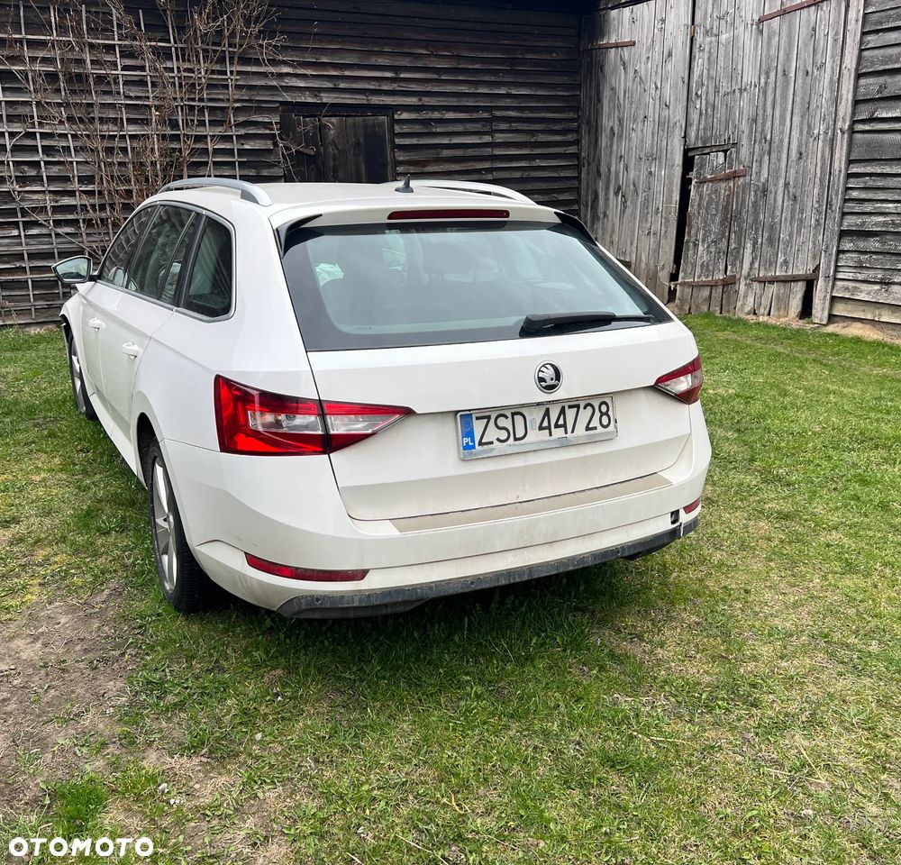 Skoda Superb - 1