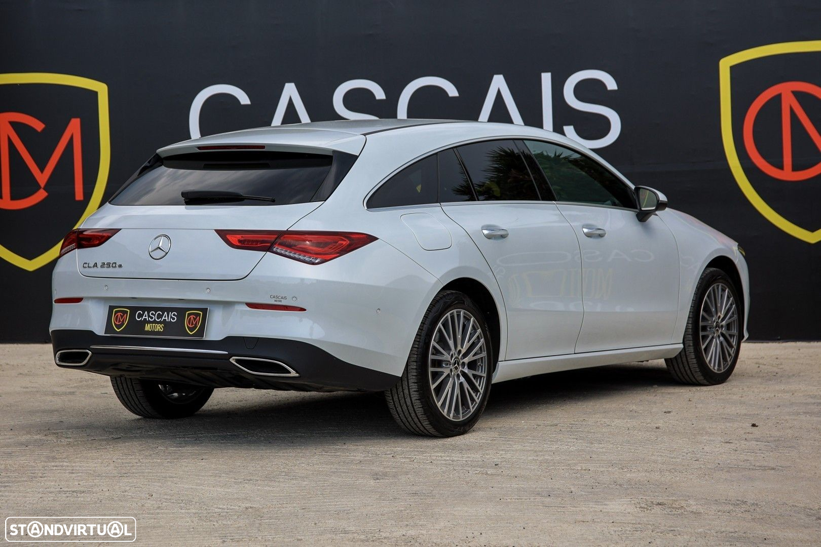 Mercedes-Benz CLA 250 e Shooting Brake 8G-DCT - 37