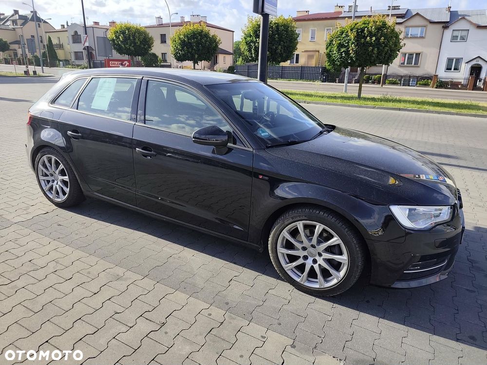 Audi A3 Sportback 1.8 TFSI Ambiente - 10