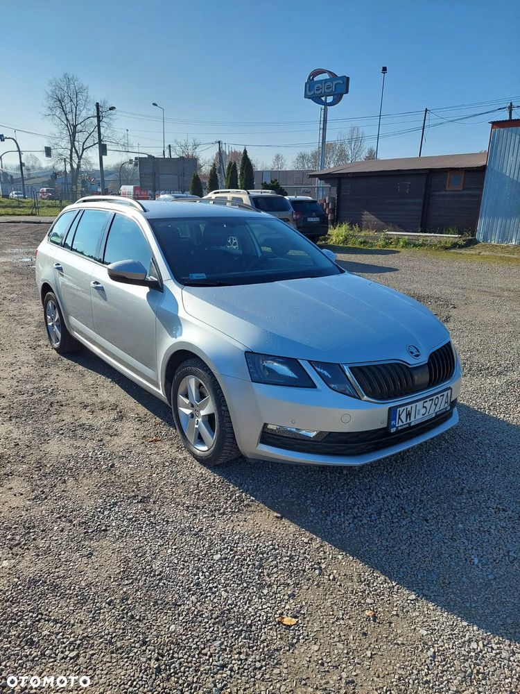 Skoda Octavia 1.6 TDI Ambition - 1