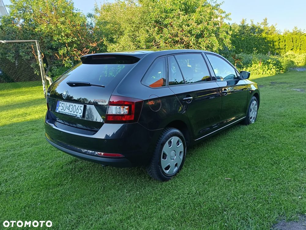 Skoda RAPID 1.6 TDI DSG Elegance - 4