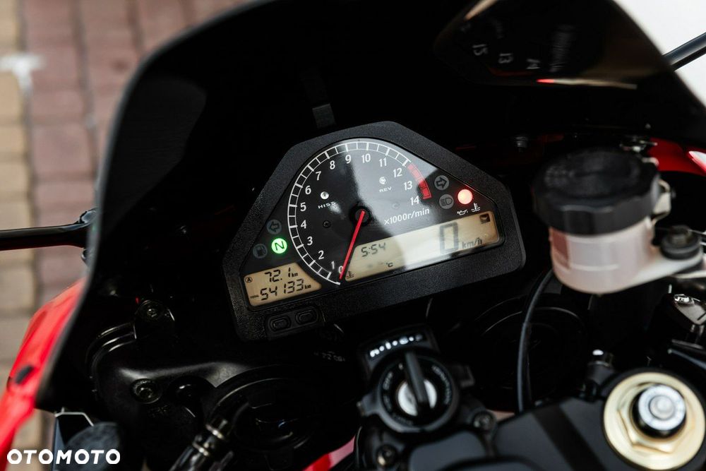 Honda CBR - 8