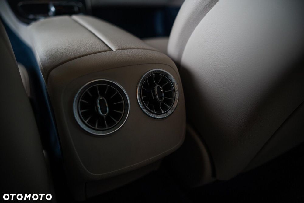 Mercedes-Benz Klasa E 400 Coupe 4-Matic 9G-TRONIC - 21