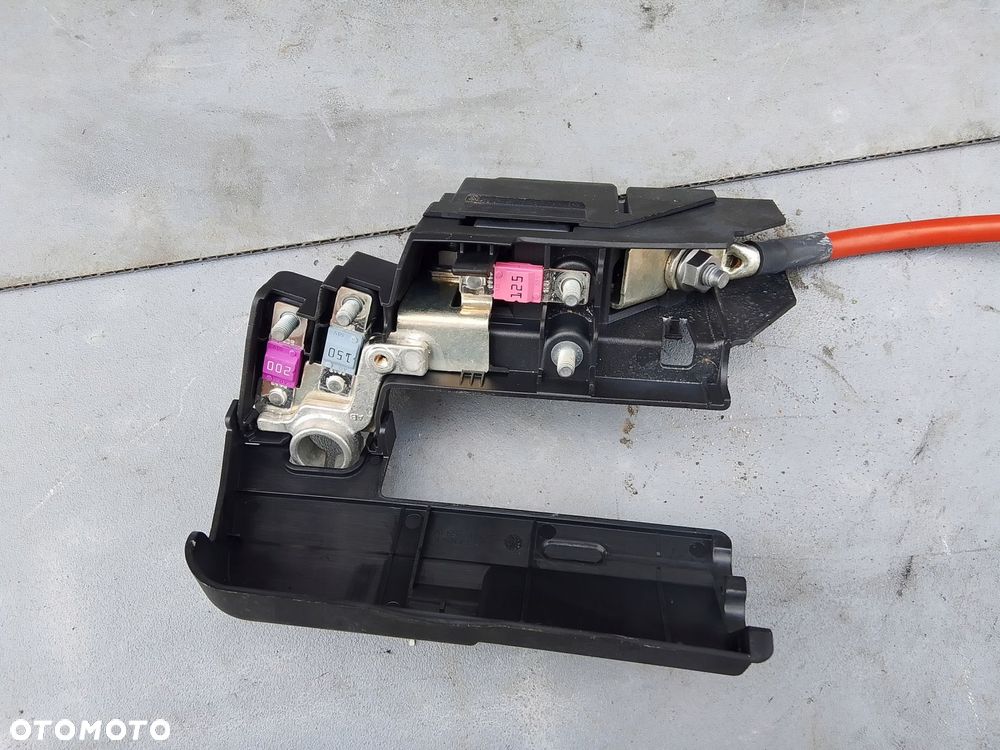 klema plusowa audi a4 b9 8w0915459e - 3