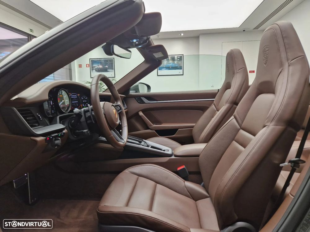 Porsche 911 (992) Carrera S Cabriolet PDK - 22