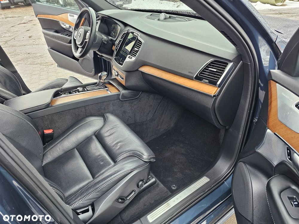 Volvo XC 90 T6 AWD Geartronic Inscription - 19