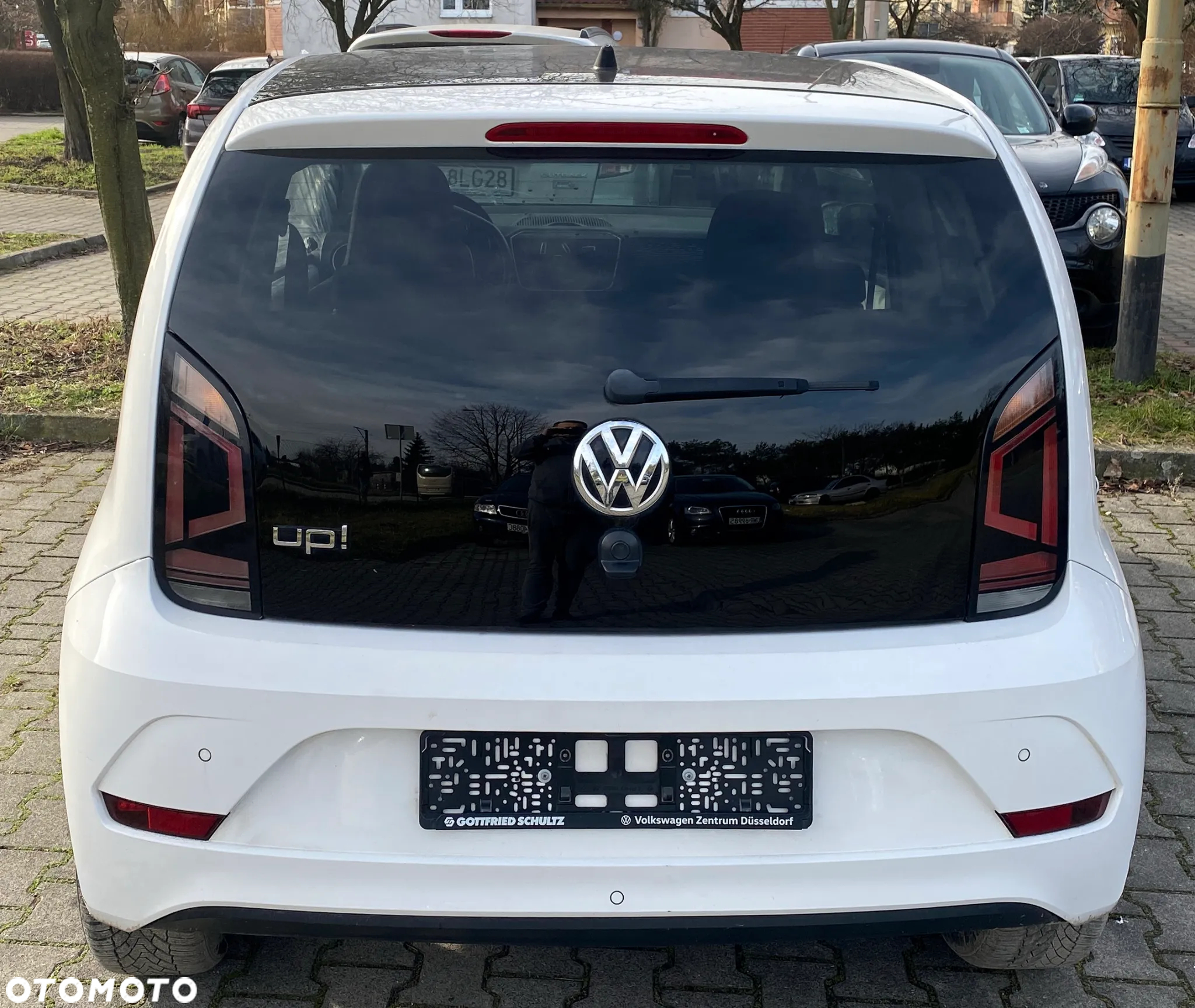 Volkswagen up! sound - 3