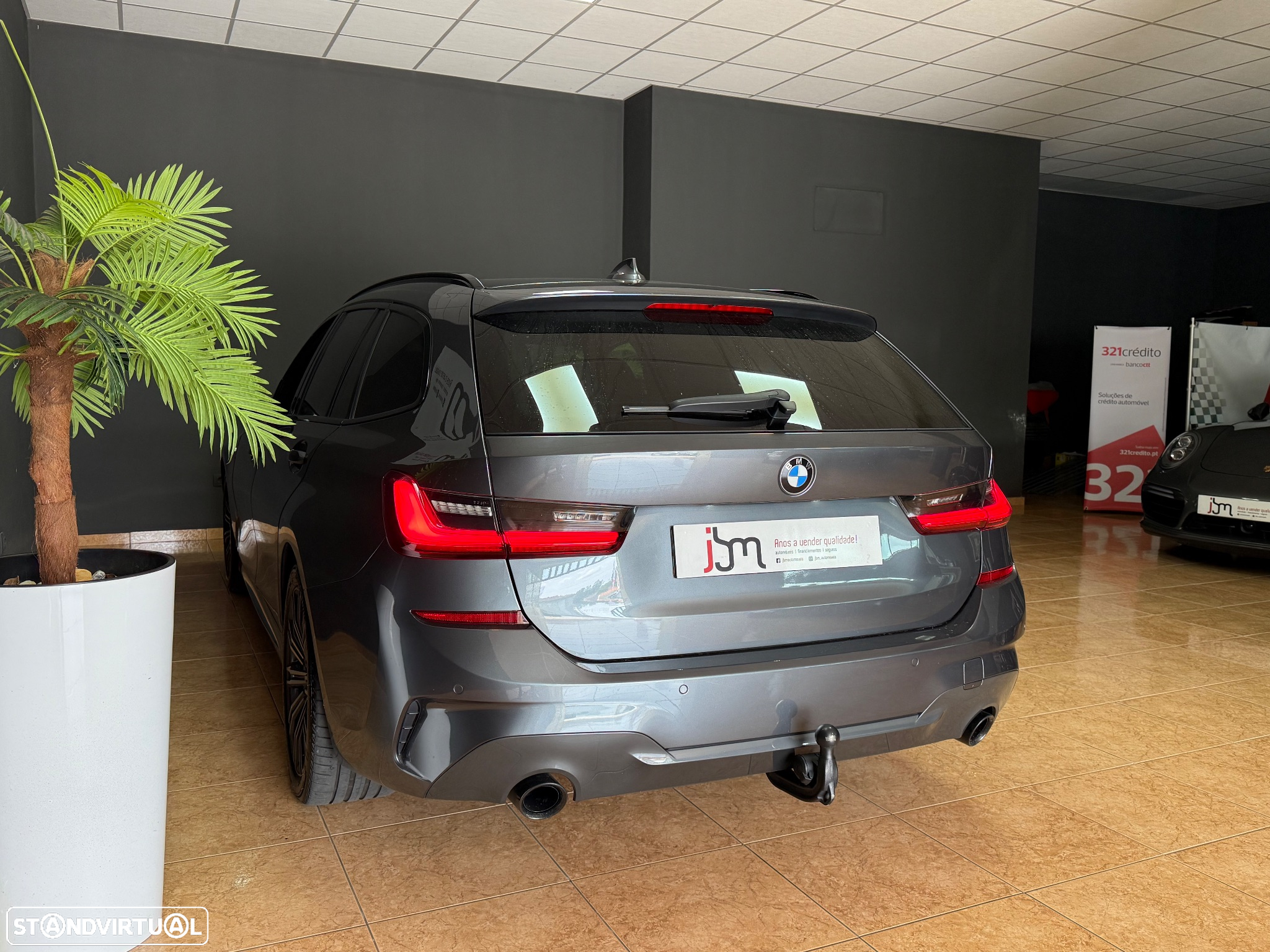 BMW 320 d Touring Pack Desportivo M Auto - 20