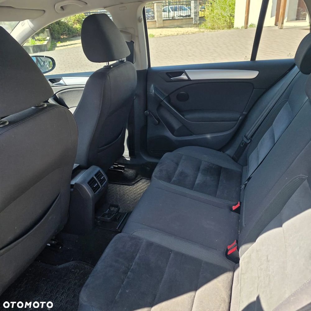 Volkswagen Golf 1.6 TDI BlueMot Comfortline - 6