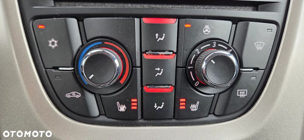 Opel Astra 1.4 ecoFLEX - 18