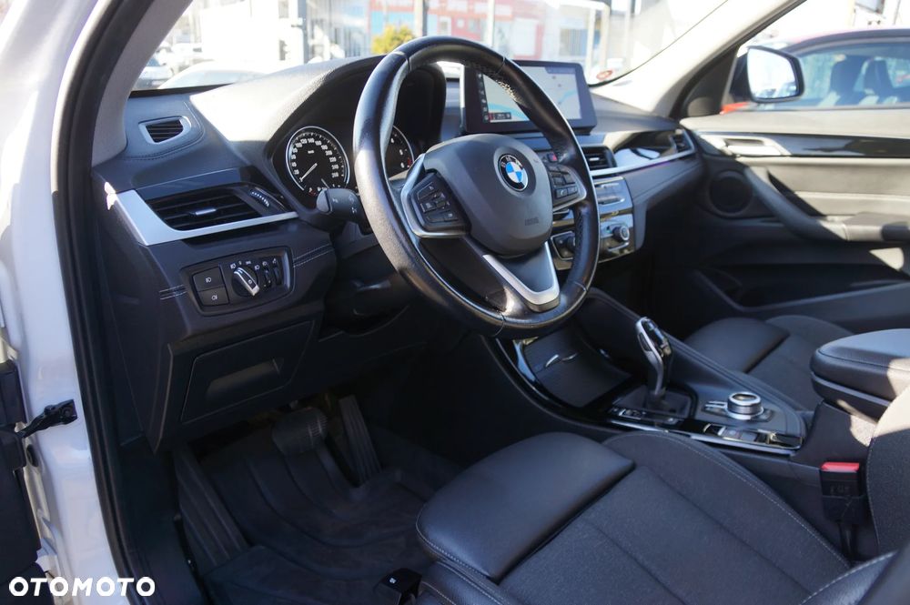 BMW X1 xDrive20d Sport Line - 25