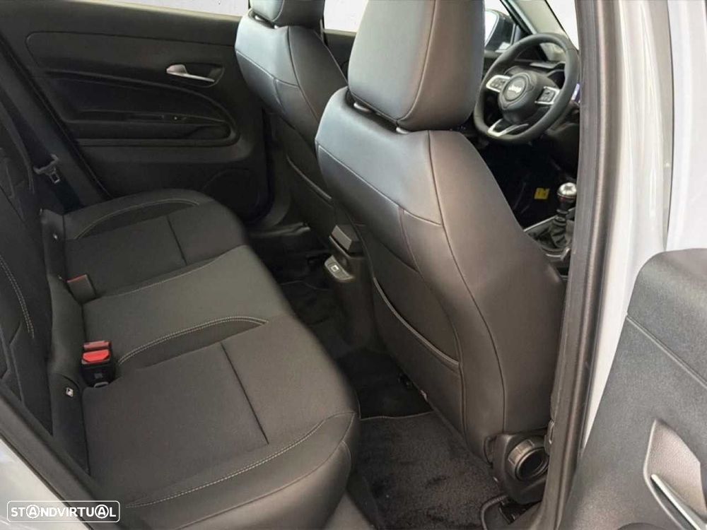 Jeep Avenger 1.2 GSE T3 Altitude - 11