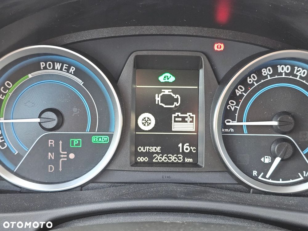 Toyota Auris - 13