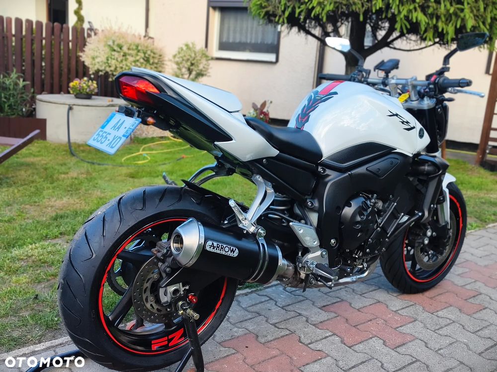 Yamaha FZ - 4