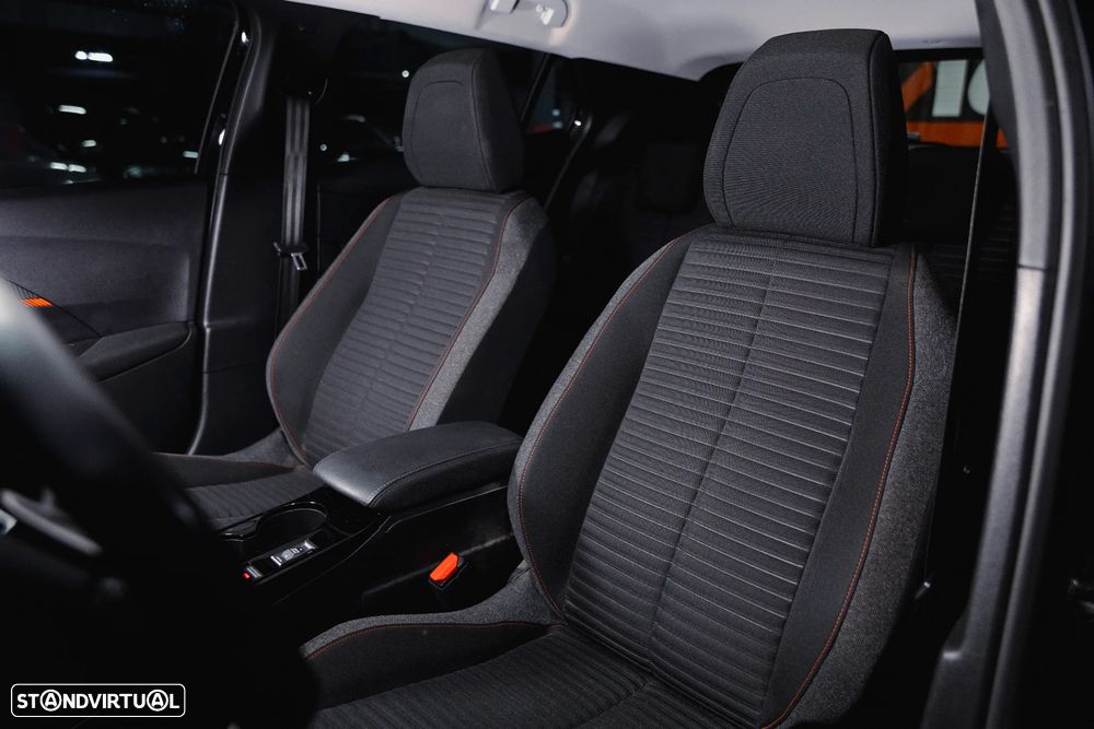 Peugeot e-2008 Active Pack - 7