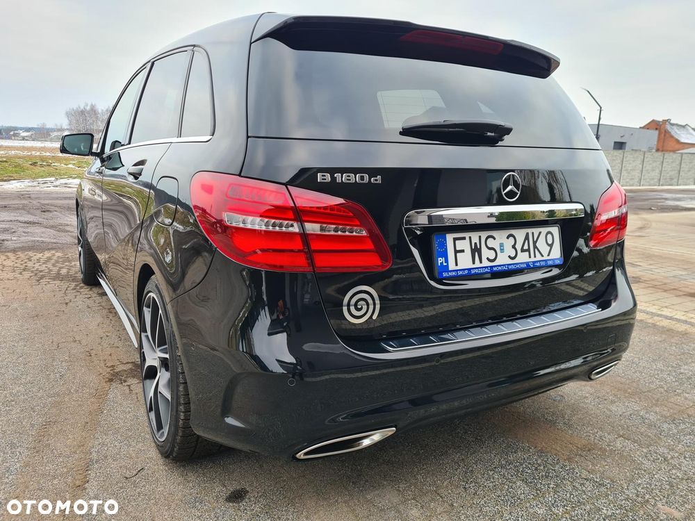 Mercedes-Benz Klasa B 180 (CDI) d 7G-DCT AMG Line - 6