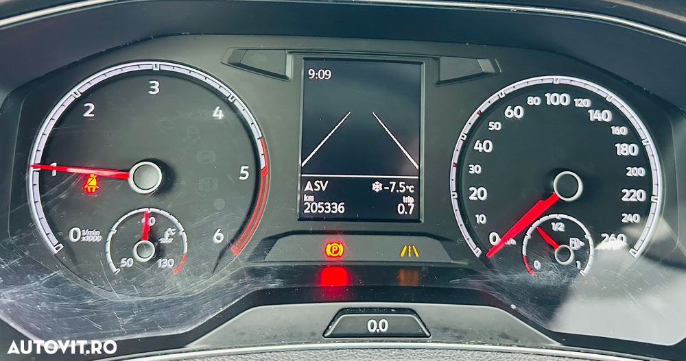 Volkswagen T-Roc 1.6 TDI SCR UNITED - 34