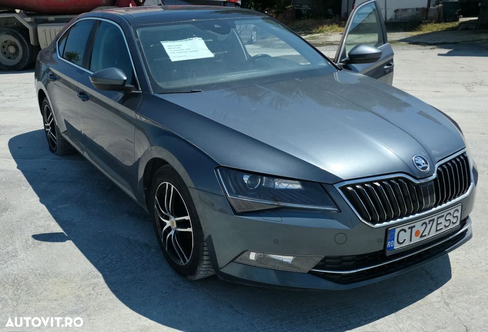 Skoda Superb 2.0 TDI DSG Active - 1