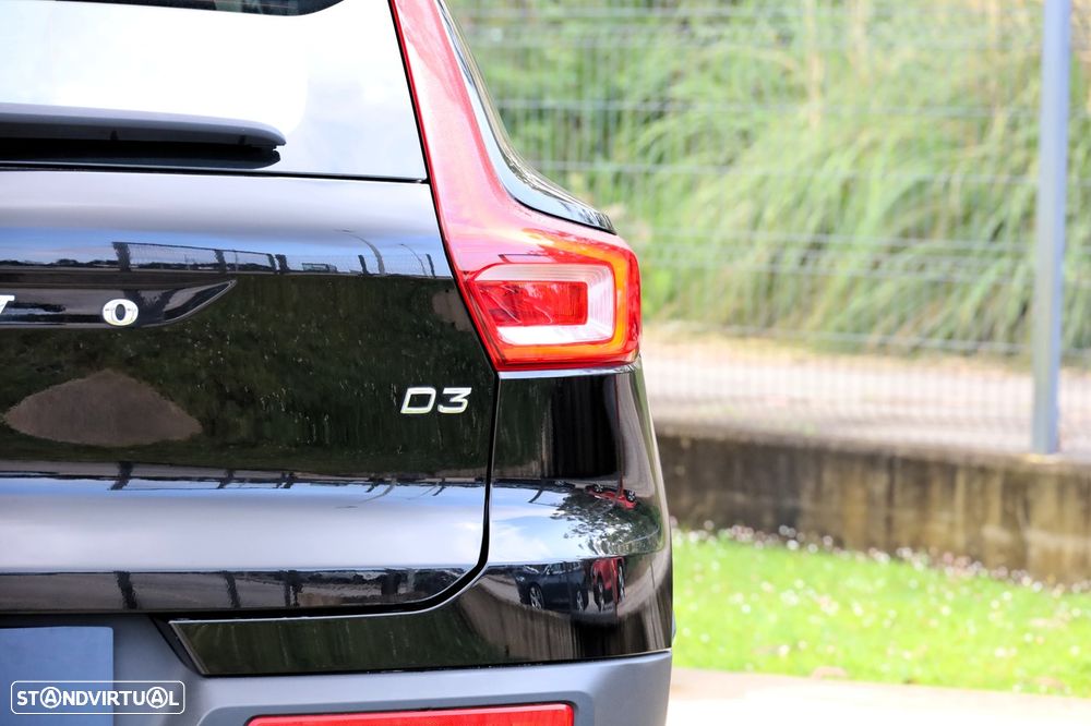 Volvo XC 40 2.0 D3 - 31