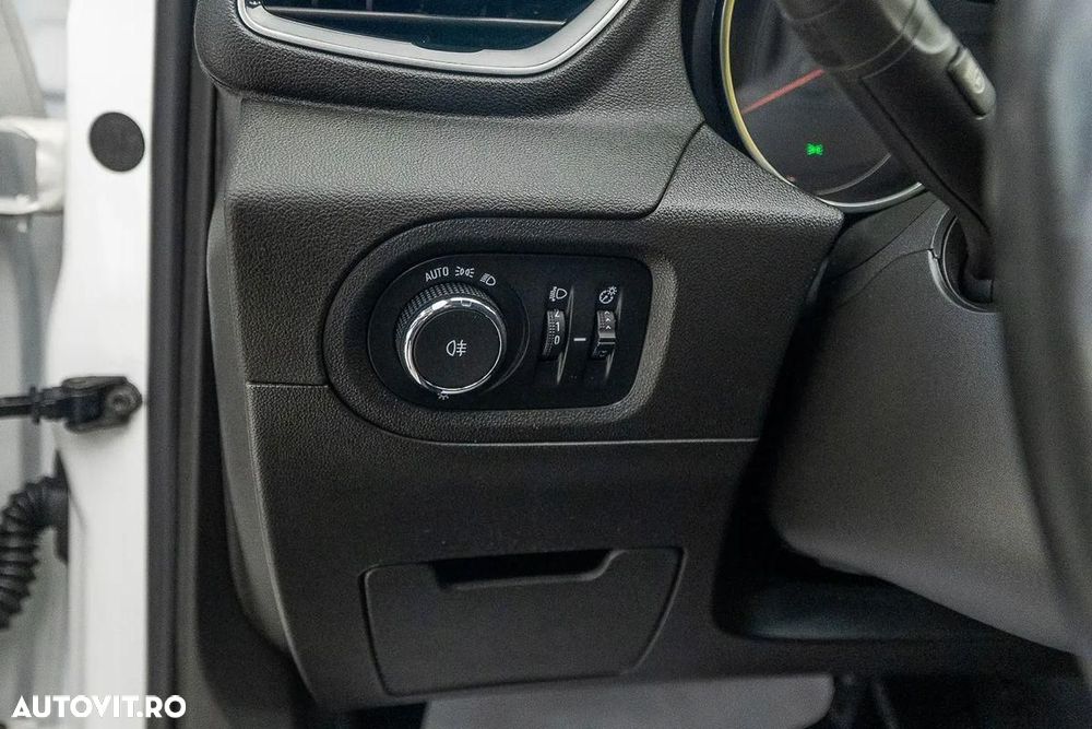 Opel Grandland X 1.2 Start/Stop Automatik INNOVATION - 23