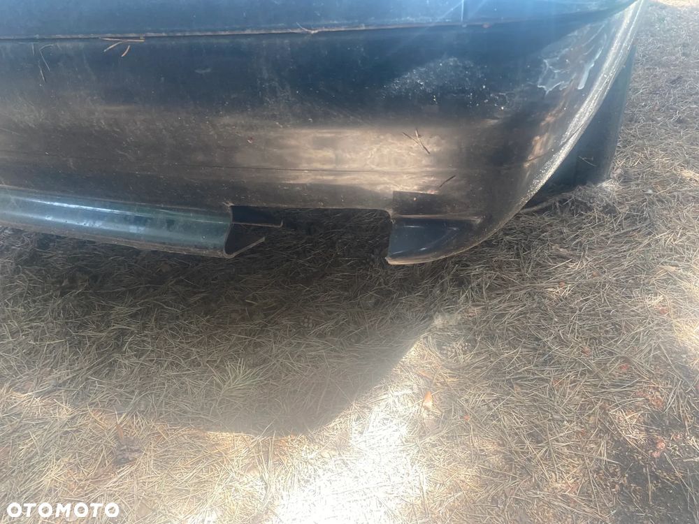 BMW 7 E38 czarny TYŁ TYLNY TYLNI ZDERZAK KOMPLETny LISTWY wycięcia pod 2 tłumiki - 2