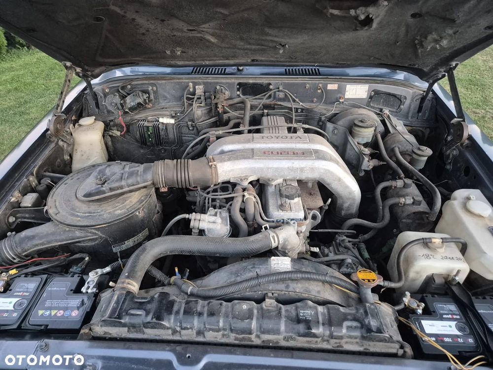 Toyota Land Cruiser - 12