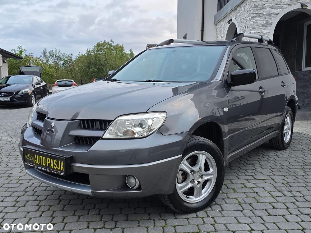 Mitsubishi Outlander 2.0 2WD Invite - 3
