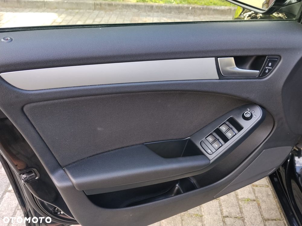 Audi A4 Avant 2.0 TDI DPF Ambition - 25