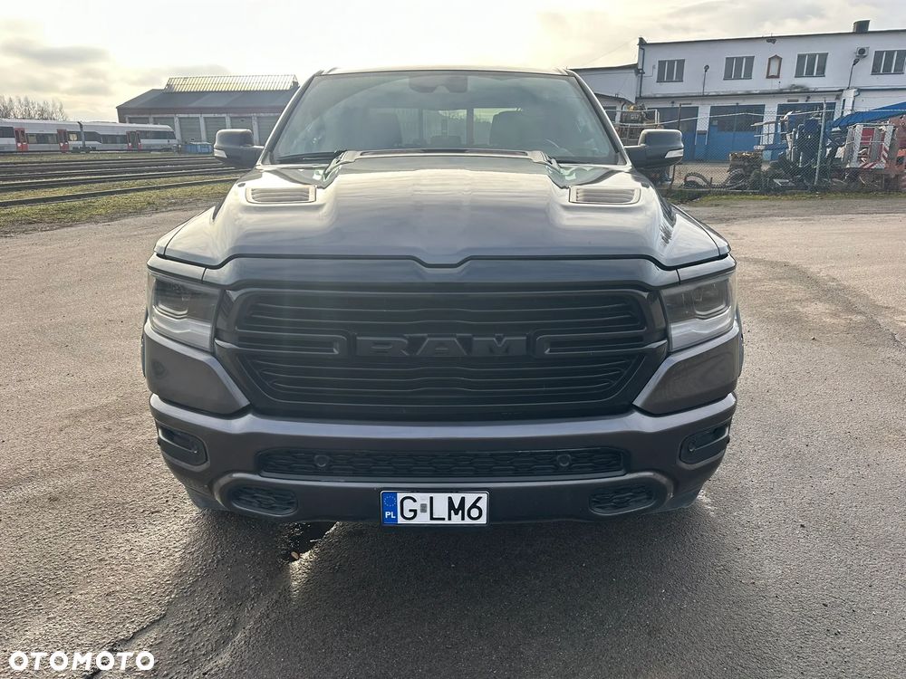 RAM 1500 5.7 Crew Cab Shortbed Laramie Black - 3